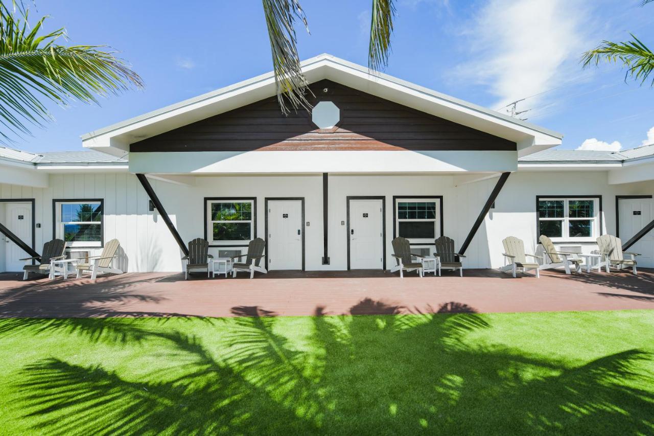 Casey Key Resorts - Beachfront Nokomis Exterior photo